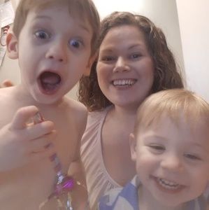 Meet your Posher, Alison